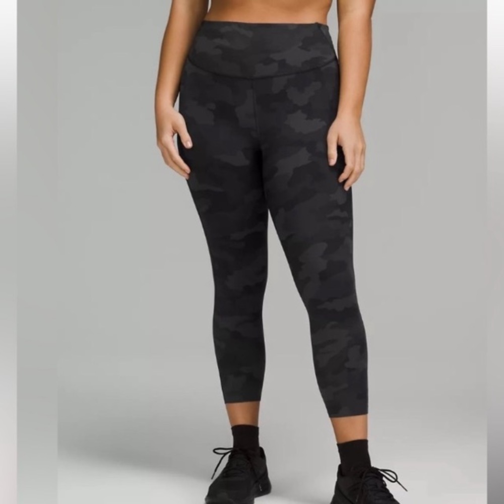 Lululemon Wunder Under Low Rise Camo Leggings.